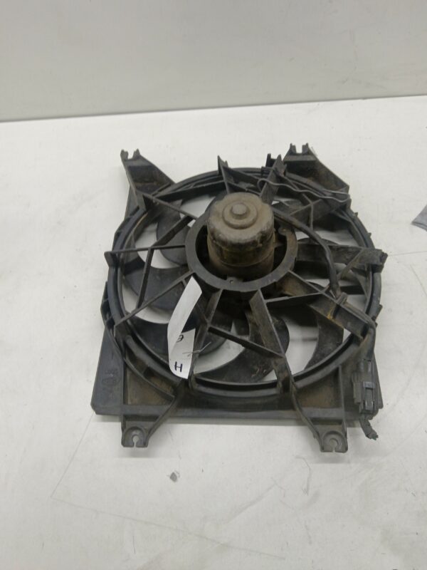 ELECTROVENTILADOR HYUNDAI ACCENT (X3) 1.3 GLS NAFTA Motor 1,3 Ltr.  60 CV  [1994 - 1997] 5 Puertas - Imagen 3