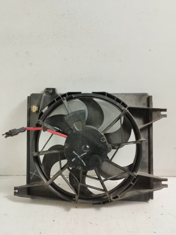 ELECTROVENTILADOR HYUNDAI ELANTRA (XD) 1.6 Comfort (4-ptas.) NAFTA Motor 1,6 Ltr.  105 CV  [2000 - 2008] 4 Puertas - Imagen 2