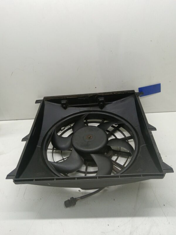 ELECTROVENTILADOR BMW SERIE 3 BERLINA (E36) 2.0 24V NAFTA 95 Motor 2,0 Ltr.  150 CV  [1990 - 1998] 3 Puertas - Imagen 3