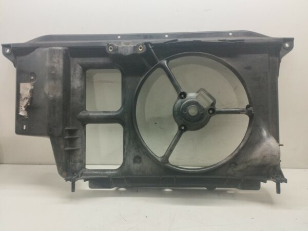 CARCASA DE ELECTROVENTILADOR PEUGEOT 206 BERLINA XS-Line  Motor 1,4 Ltr.  68 CV  [1998 - 2010] 3 Puertas - Imagen 3