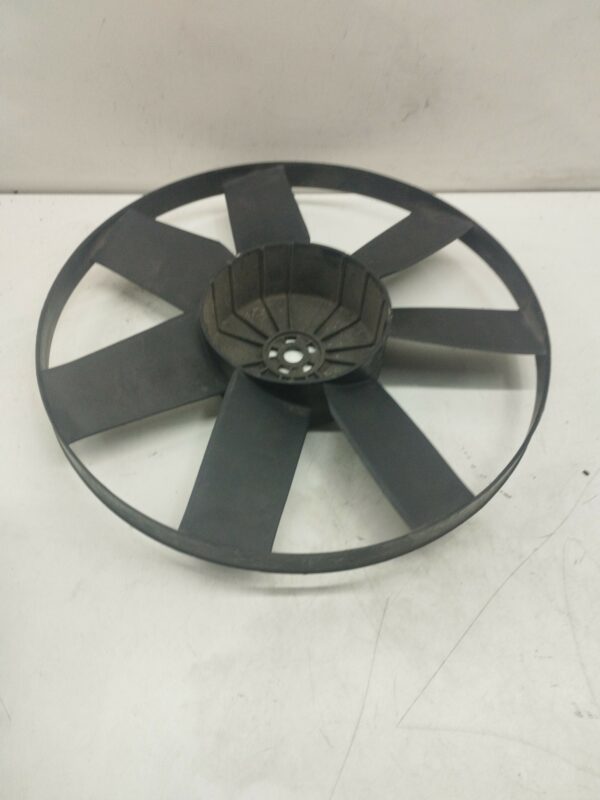 PALETA ELECTROVENTILADOR VOLKSWAGEN POLO (9N1) 1.9 TDI DIESEL Motor 1,9 Ltr.  101 CV  [2001 - 2005] 3 Puertas - Imagen 2