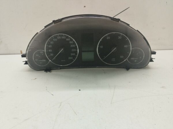 TABLERO DE INSTRUMENTOS MERCEDES CLASE C (W203) BERLINA 270 CDI (203.016) DIESEL Motor 2,7 Ltr.  170 CV  [2000 - 2007] 4 Puertas