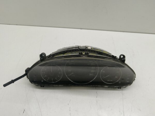 TABLERO DE INSTRUMENTOS MERCEDES CLASE E (W211) BERLINA 2.7 CDI CAT DIESEL Motor 2,7 Ltr.  177 CV  [2002 - 2009] 3 Puertas - Imagen 4