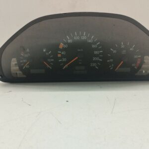 TABLERO DE INSTRUMENTOS MERCEDES CLASE C (W202) BERLINA 2.5 Diesel CAT DIESEL Motor 2,5 Ltr.  113 CV  [1993 - 2000] 3 Puertas