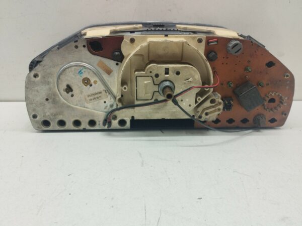 TABLERO DE INSTRUMENTOS MERCEDES CLASE E (W124) BERLINA 2.0 CAT NAFTA Motor 2,0 Ltr.  118 CV  [1984 - 1997] 3 Puertas - Imagen 3