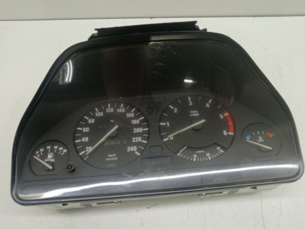 TABLERO DE INSTRUMENTOS BMW SERIE 5 BERLINA (E34) 2.5 Turbodiesel CAT DIESEL Motor 2,5 Ltr.  116 CV  [1988 - 0] 3 Puertas