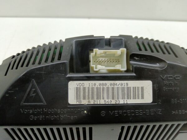 TABLERO DE INSTRUMENTOS MERCEDES CLASE E (W211) BERLINA 2.7 CDI CAT DIESEL Motor 2,7 Ltr.  177 CV  [2002 - 2009] 3 Puertas - Imagen 2