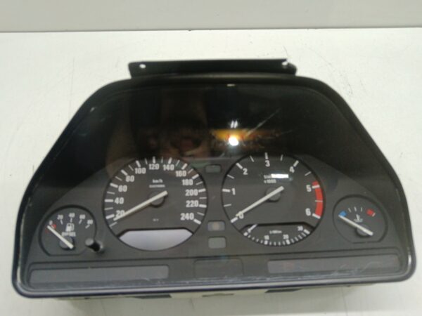 TABLERO DE INSTRUMENTOS BMW SERIE 5 BERLINA (E34) 520i (110kW) NAFTA 95 Motor 2,0 Ltr.  150 CV  [1988 - 0] 4 Puertas