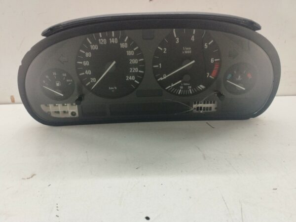 TABLERO DE INSTRUMENTOS BMW SERIE 7 (E38) 3.0 24V Turbodiesel CAT DIESEL Motor 3,0 Ltr.  193 CV  [1994 - 2001] 3 Puertas