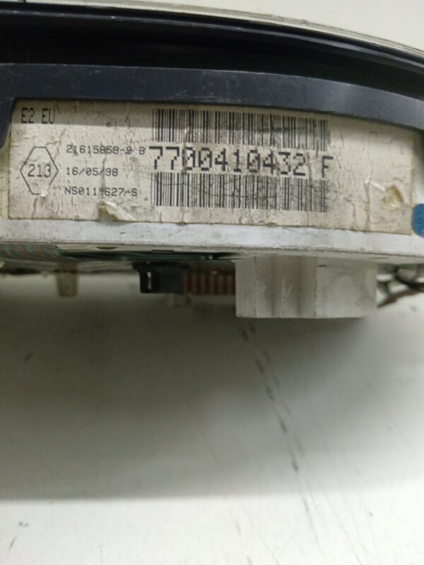 TABLERO DE INSTRUMENTOS RENAULT CLIO II FASE I (B/CBO) 1.2 RT B/CBOA/F NAFTA 95 Motor 1,2 Ltr.  58 CV  [1998 - 2001] 5 Puertas - Imagen 3