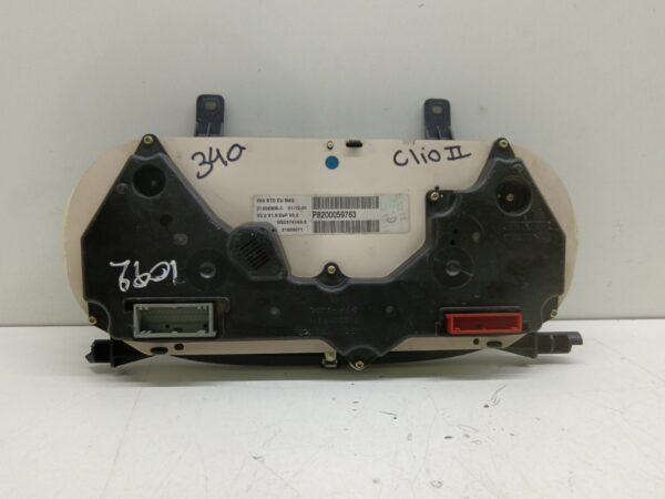 TABLERO DE INSTRUMENTOS RENAULT CLIO II FASE I (B/CBO) 1.4 16V NAFTA Motor 1,4 Ltr.  98 CV  [1998 - 2001] 3 Puertas - Imagen 4