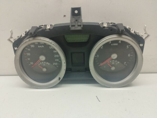 TABLERO DE INSTRUMENTOS RENAULT MEGANE II BERLINA 5P Confort Authentique DIESEL Motor 1,9 Ltr.  120 CV  [2002 - 2009] 5 Puertas