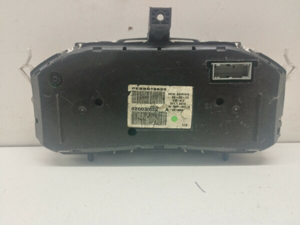 TABLERO DE INSTRUMENTOS RENAULT MEGANE II BERLINA 5P Confort Authentique DIESEL Motor 1,9 Ltr.  120 CV  [2002 - 2009] 5 Puertas - Imagen 3
