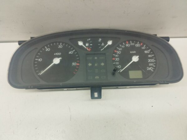 TABLERO DE INSTRUMENTOS RENAULT LAGUNA II (BG0) 1.9 dCi Diesel CAT DIESEL Motor 1,9 Ltr.  101 CV  [2001 - 2007] 3 Puertas