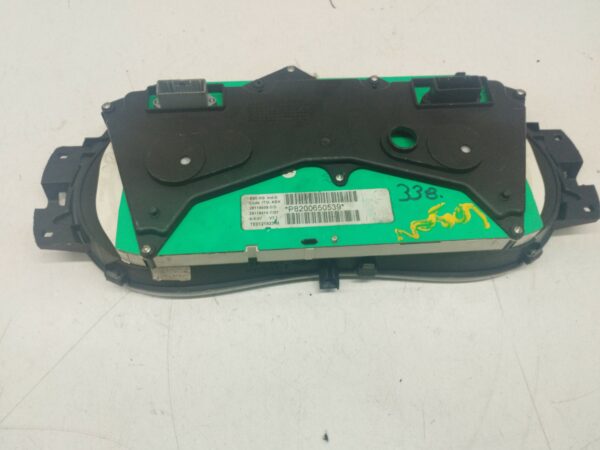 TABLERO DE INSTRUMENTOS RENAULT LOGAN 1.4 CAT NAFTA 95 Motor 1,4 Ltr.  75 CV  [2005 - 2012] 3 Puertas - Imagen 3