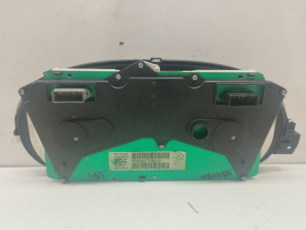 TABLERO DE INSTRUMENTOS RENAULT SANDERO Ambiance NAFTA 95 Motor 1,4 Ltr.  75 CV  [2008 - 2013] 5 Puertas - Imagen 3