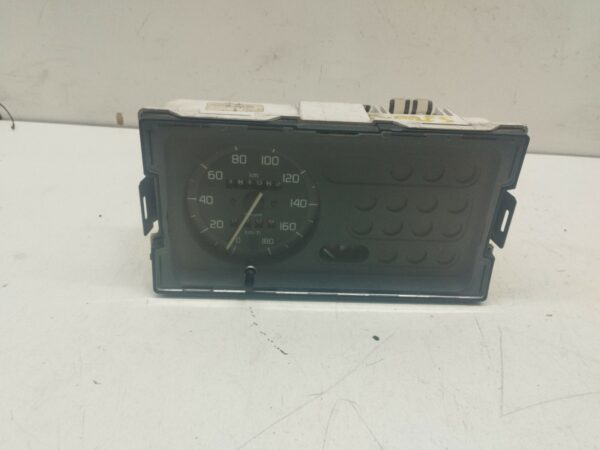 TABLERO DE INSTRUMENTOS RENAULT RAPID/EXPRESS (F40) 1.9 Diesel DIESEL Motor 1,9 Ltr.  54 CV  [1985 - 0] 3 Puertas