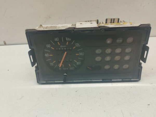 TABLERO DE INSTRUMENTOS RENAULT RAPID/EXPRESS (F40) 1.9 Diesel DIESEL Motor 1,9 Ltr.  54 CV  [1985 - 0] 3 Puertas