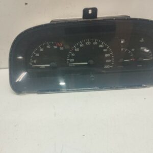 TABLERO DE INSTRUMENTOS RENAULT LAGUNA (B56) 2.2 dT RXE DIESEL Motor 2,2 Ltr.  113 CV  [1998 - 2001] 5 Puertas