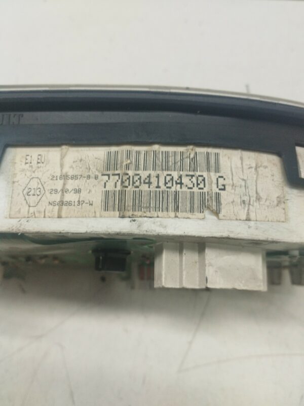 TABLERO DE INSTRUMENTOS RENAULT CLIO II FASE I (B/CBO) 1.9 Diesel DIESEL Motor 1,9 Ltr.  64 CV  [1998 - 2001] 3 Puertas - Imagen 2