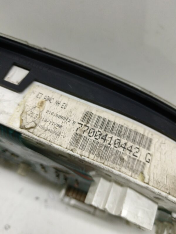 TABLERO DE INSTRUMENTOS RENAULT CLIO II FASE I (B/CBO) 1.4 16V NAFTA Motor 1,4 Ltr.  98 CV  [1998 - 2001] 3 Puertas - Imagen 3