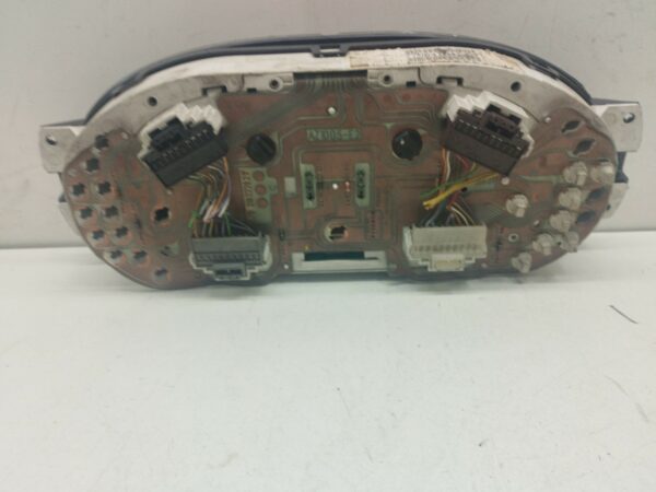 TABLERO DE INSTRUMENTOS RENAULT CLIO II FASE I (B/CBO) 1,2 NAFTA 95 Motor 1,2 Ltr.  58 CV  [1998 - 2001] 3 Puertas - Imagen 2