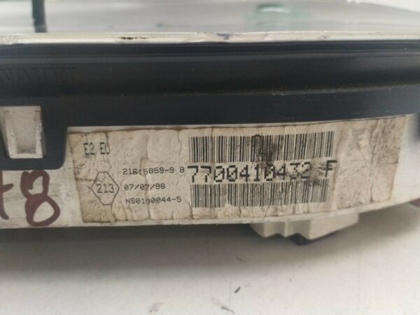 TABLERO DE INSTRUMENTOS RENAULT CLIO II FASE I (B/CBO) 1,2 NAFTA 95 Motor 1,2 Ltr.  58 CV  [1998 - 2001] 3 Puertas - Imagen 3
