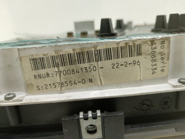 TABLERO DE INSTRUMENTOS RENAULT CLIO I FASE I+II (B/C57) 1.2 Alize NAFTA Motor 1,2 Ltr.  54 CV  [1991 - 1998] 3 Puertas - Imagen 3