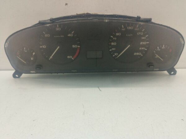 TABLERO DE INSTRUMENTOS PEUGEOT 406 BERLINA (S1/S2) 2.0 HDi CAT DIESEL Motor 2,0 Ltr.  90 CV  [1995 - 2005] 3 Puertas