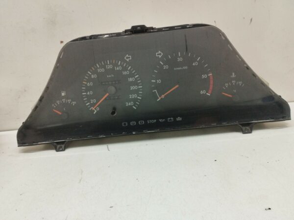 TABLERO DE INSTRUMENTOS PEUGEOT 605 SVDT DIESEL Motor 2,5 Ltr.  129 CV  [1989 - 1998] 4 Puertas