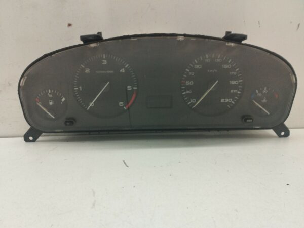 TABLERO DE INSTRUMENTOS PEUGEOT 406 BERLINA (S1/S2) 2.2 HDi FAP CAT DIESEL Motor 2,2 Ltr.  133 CV  [1995 - 2005] 3 Puertas