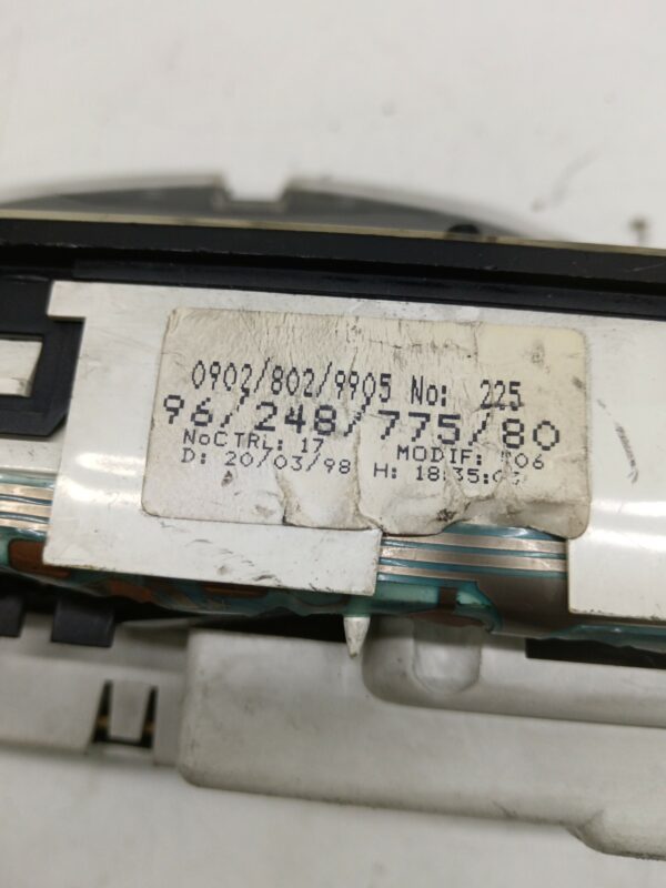 TABLERO DE INSTRUMENTOS CITROEN SAXO 1.5 Diesel CAT (VJY. VJZ / TUD5) DIESEL Motor 1,5 Ltr.  54 CV  [1996 - 2000] 3 Puertas - Imagen 4