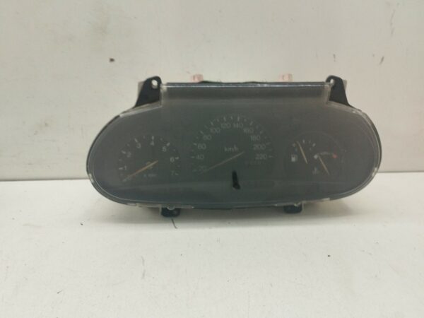 TABLERO DE INSTRUMENTOS FORD ESCORT BERL./TURNIER 1.8 16V CAT NAFTA 95 Motor 1,8 Ltr.  105 CV  [1995 - 2000] 3 Puertas