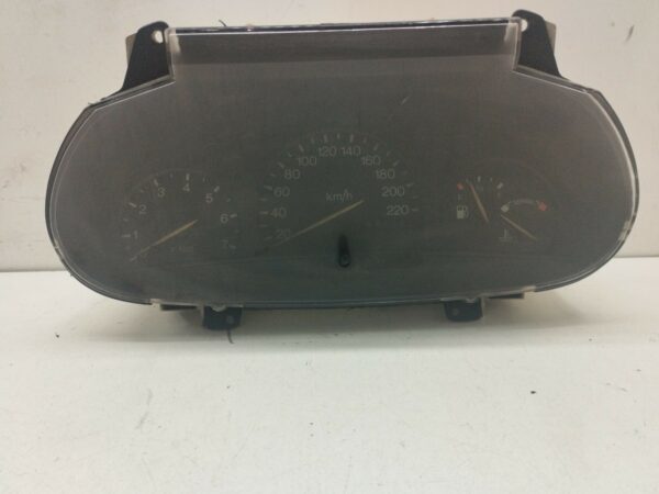 TABLERO DE INSTRUMENTOS FORD ESCORT BERL./TURNIER 1.8 16V CAT NAFTA 95 Motor 1,8 Ltr.  105 CV  [1995 - 2000] 3 Puertas