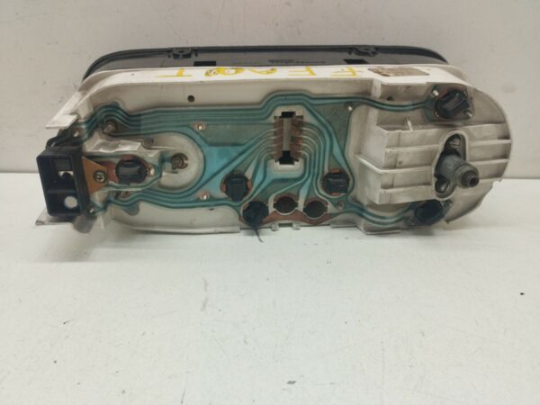 TABLERO DE INSTRUMENTOS FORD FIESTA BERL./EXPRESS XR2 NAFTA Motor 1,6 Ltr.  97 CV  [1976 - 0] 3 Puertas - Imagen 3