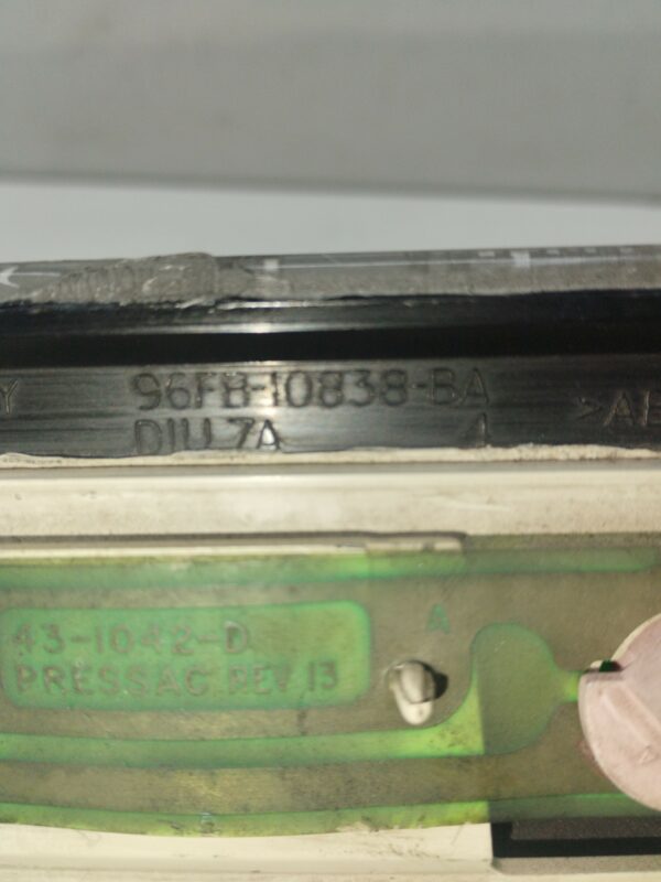 TABLERO DE INSTRUMENTOS FORD FIESTA BERLINA 1.25 16V CAT NAFTA 95 Motor 1,25 Ltr.  75 CV  [1995 - 1999] 3 Puertas - Imagen 3