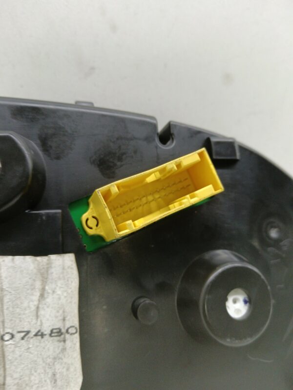TABLERO DE INSTRUMENTOS PEUGEOT 308 Sport DIESEL Motor 1,6 Ltr.  90 CV  [2007 - 2013] 3 Puertas - Imagen 2
