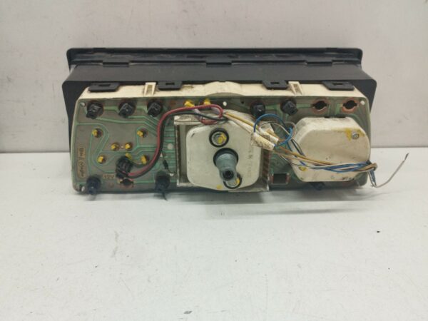 TABLERO DE INSTRUMENTOS CITROEN AX 1 NAFTA Motor 1,0 Ltr.  45 CV  [1987 - 1998] 3 Puertas - Imagen 2