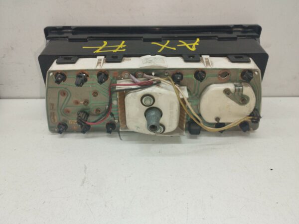 TABLERO DE INSTRUMENTOS CITROEN AX 1.5 Diesel CAT (VJY. VJZ / TUD5) DIESEL Motor 1,5 Ltr.  54 CV  [1987 - 1998] 3 Puertas - Imagen 2