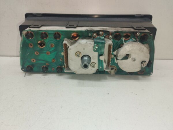 TABLERO DE INSTRUMENTOS CITROEN AX 1.5 Diesel CAT (VJY. VJZ / TUD5) DIESEL Motor 1,5 Ltr.  54 CV  [1987 - 1998] 3 Puertas - Imagen 2