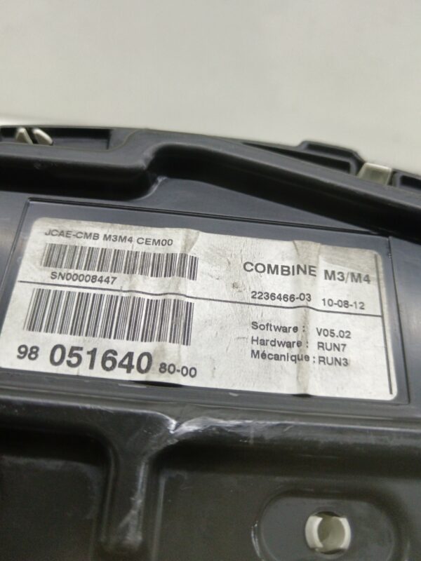 TABLERO DE INSTRUMENTOS CITROEN C-ELYSÉE Exclusive NAFTA 95 Motor 1,6 Ltr.  116 CV  [2012 - 0] 4 Puertas - Imagen 4