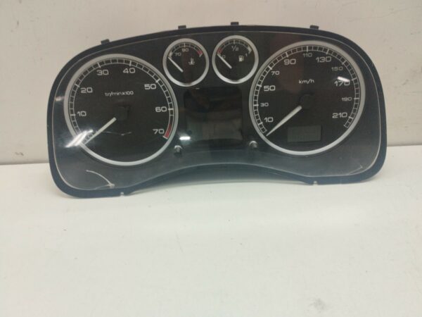 TABLERO DE INSTRUMENTOS PEUGEOT 307 (S1) XN NAFTA Motor 1,6 Ltr.  109 CV  [2001 - 2005] 5 Puertas
