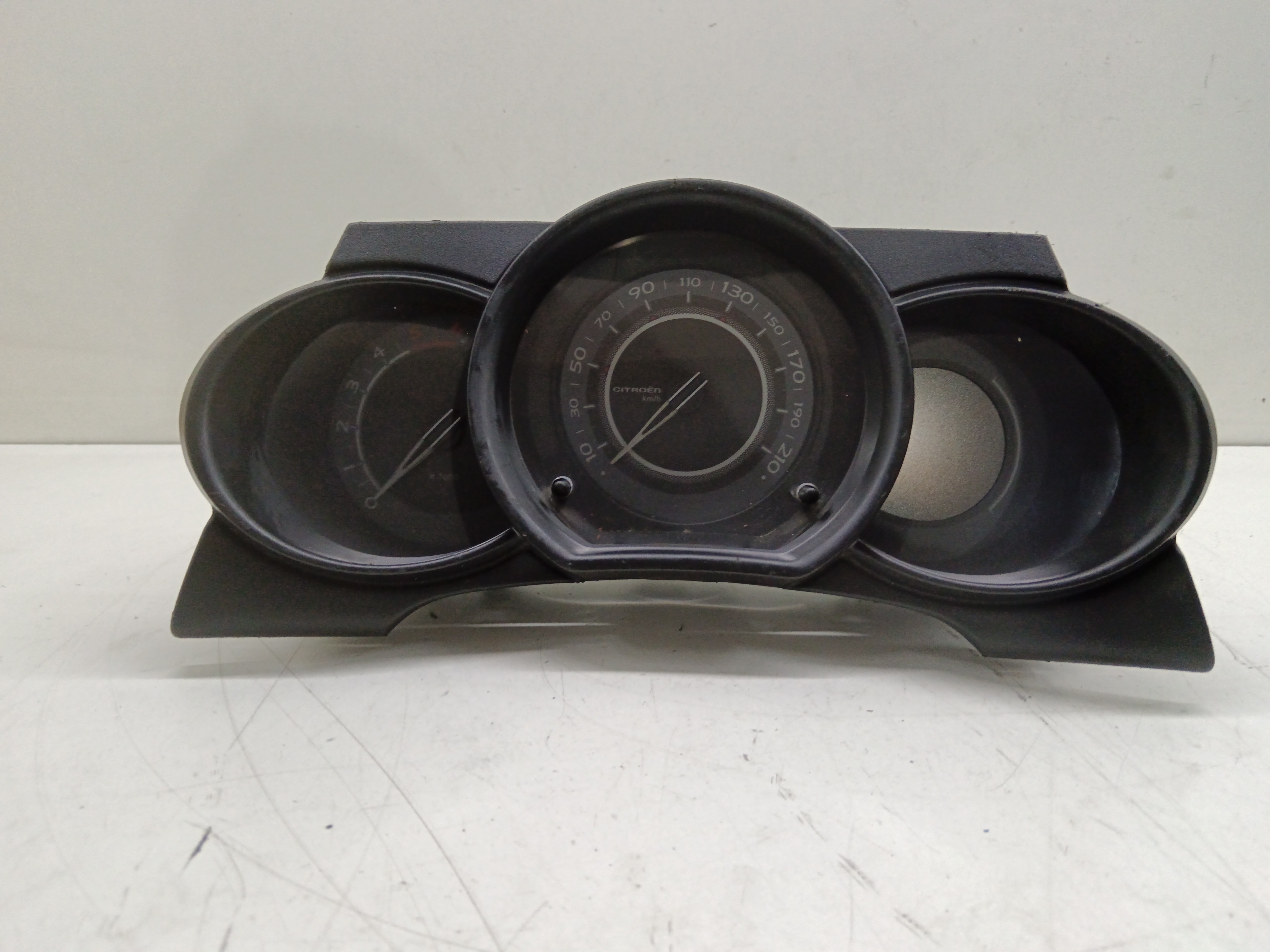Tablero De Instrumentos Citroen C3 Tonic Nafta 95 Motor 14 Ltr 73 Cv 2009 2017 5 Puertas