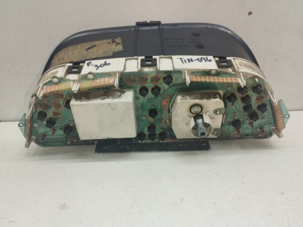 TABLERO DE INSTRUMENTOS PEUGEOT 306 BERLINA 4 PUERTAS (S1) SLD DIESEL Motor 1,9 Ltr.  69 CV  [1994 - 1997] 4 Puertas - Imagen 3