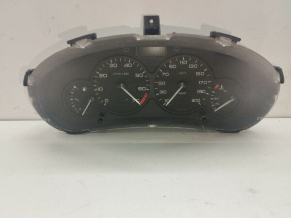 TABLERO DE INSTRUMENTOS PEUGEOT 206 BERLINA XR NAFTA Motor 1,4 Ltr.  75 CV  [1998 - 2010] 5 Puertas