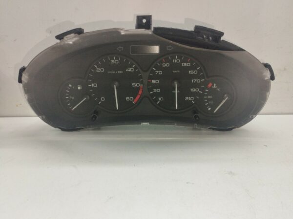 TABLERO DE INSTRUMENTOS PEUGEOT 206 BERLINA XT DIESEL Motor 1,4 Ltr.  68 CV  [1998 - 2010] 5 Puertas