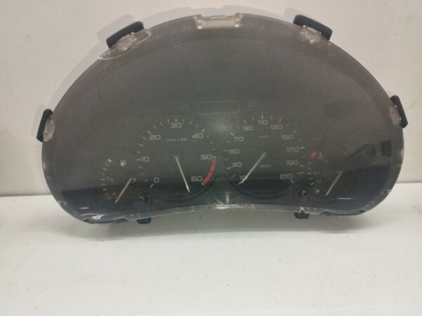TABLERO DE INSTRUMENTOS PEUGEOT 206 BERLINA XT DIESEL Motor 1,4 Ltr.  68 CV  [1998 - 2010] 5 Puertas