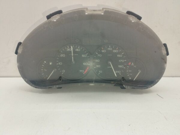 TABLERO DE INSTRUMENTOS PEUGEOT 206 BERLINA XR NAFTA Motor 1,4 Ltr.  75 CV  [1998 - 2010] 5 Puertas