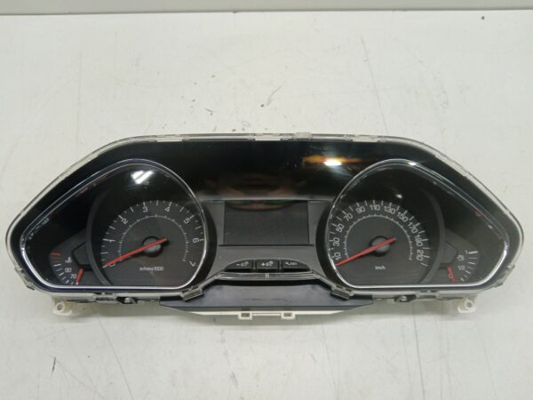 TABLERO DE INSTRUMENTOS PEUGEOT 208 Style NAFTA 95 Motor 1,2 Ltr.  82 CV  [2012 - 2019] 5 Puertas