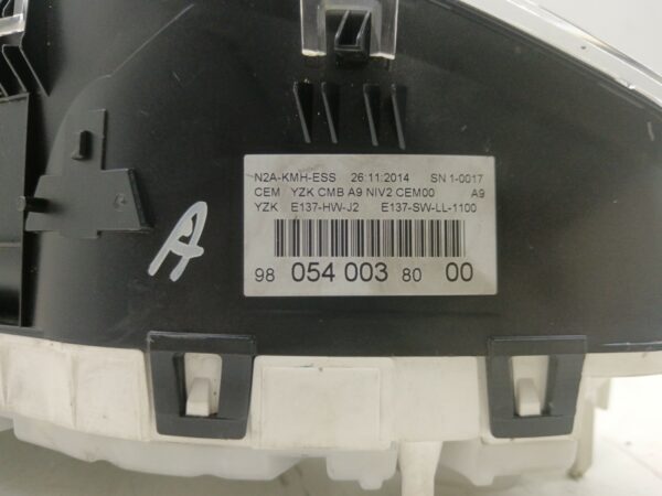 TABLERO DE INSTRUMENTOS PEUGEOT 208 Style NAFTA 95 Motor 1,2 Ltr.  82 CV  [2012 - 2019] 5 Puertas - Imagen 4